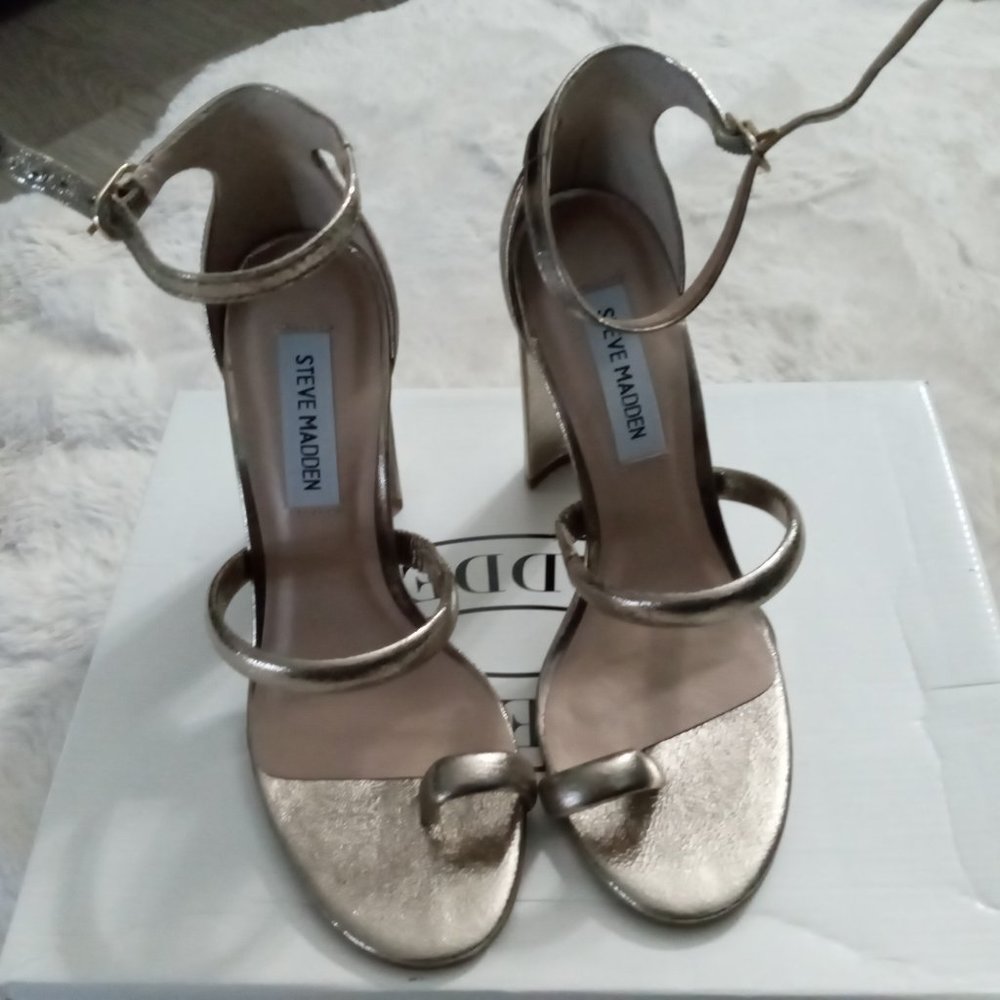 Steve Madden Gold Heels